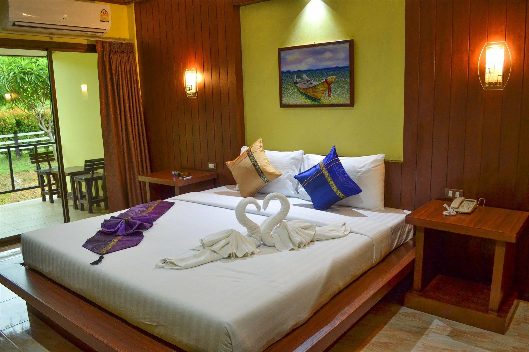 The Villa Laemhin Lagoon Resort Phuket Exterior photo